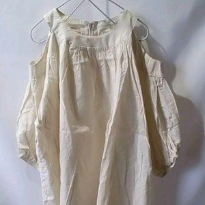 Shoulder blouse black